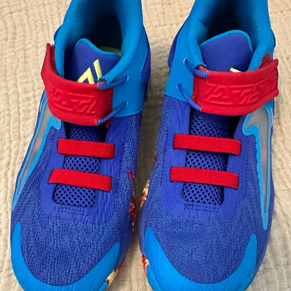 Nike Boys Giannis Immortality 2 DQ1942-400 Blue Basketball Shoes Sneakers Sz 3Y